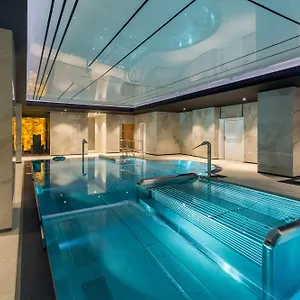 Radisson & Suites, Gdansk, Wyspa Spichrzow Отель Гданьск